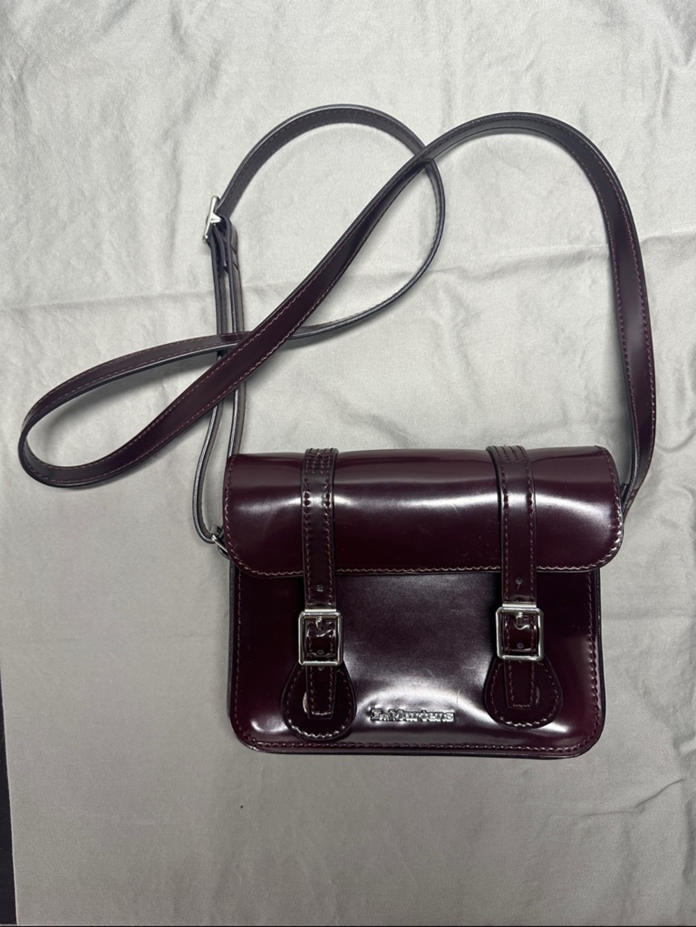 Dr.Martens 7 Inch Vegan Crossbody Satchel - Cherry Red Oxford Rub Off